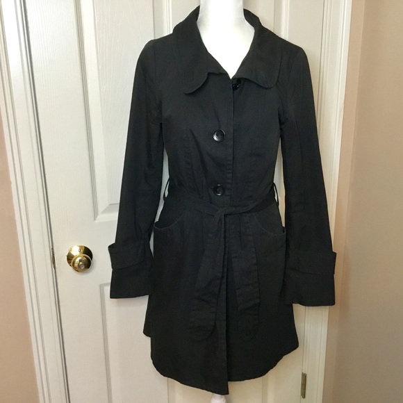 H&M Jackets & Blazers - H&M Black Lined Trench Coat - Size 4
